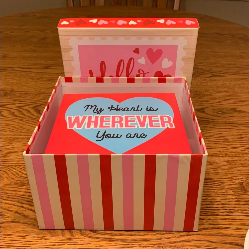 Love stacking Gift Boxes 4 Pk NEW Various Sizes for all occasions or Decorating